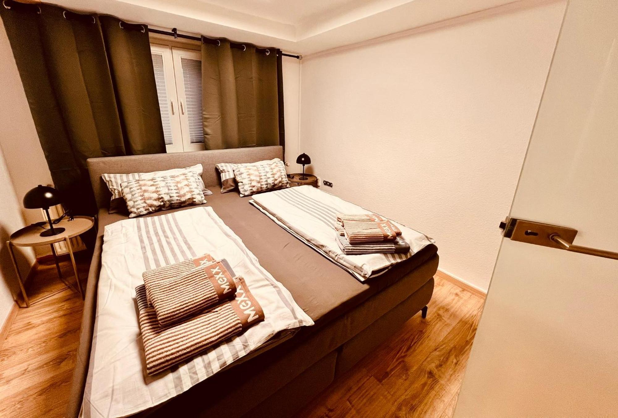 Appartement Cologne Luxe Living: Opulent Elegance Unleashed Extérieur photo