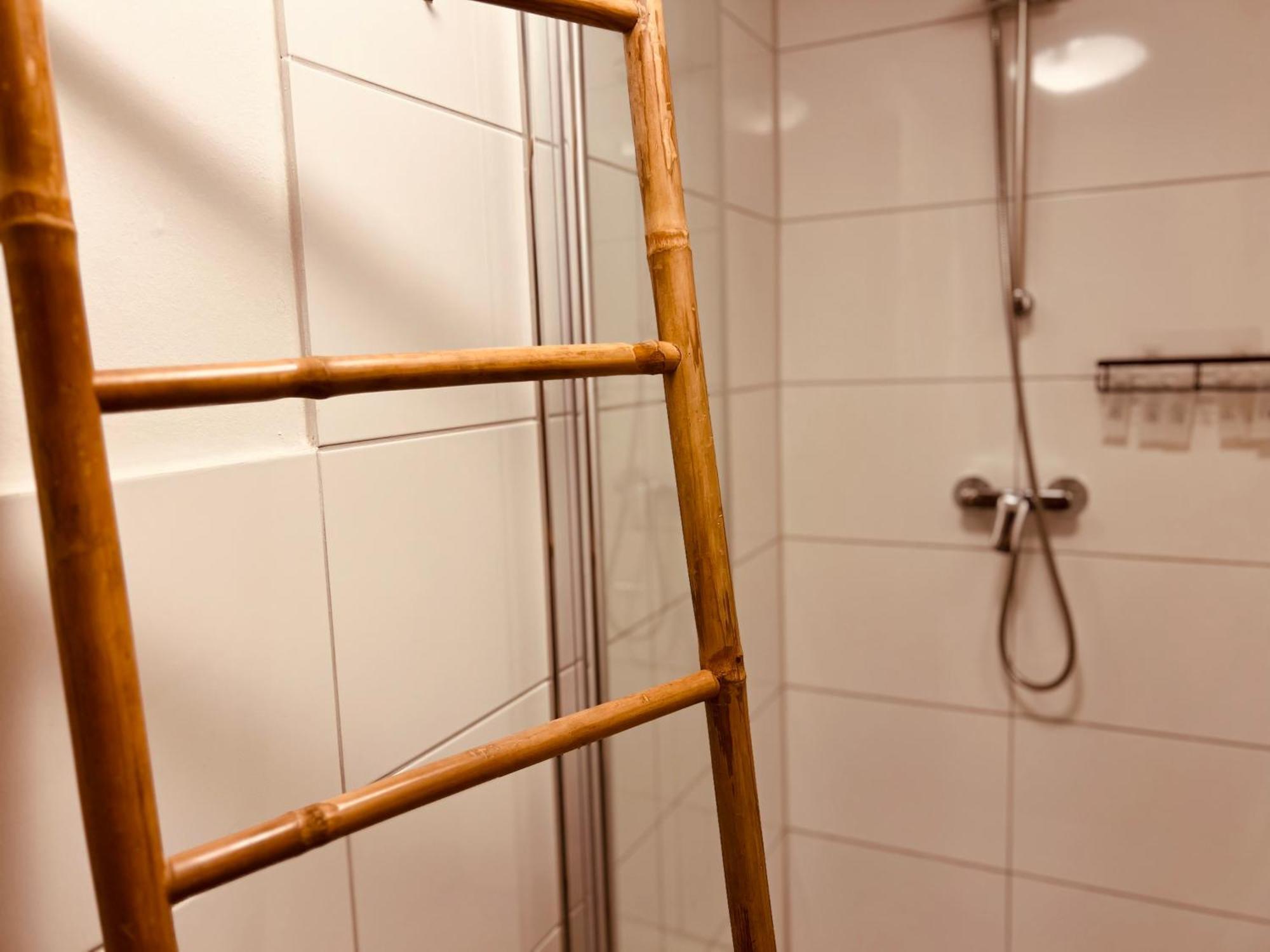 Appartement Cologne Luxe Living: Opulent Elegance Unleashed Extérieur photo