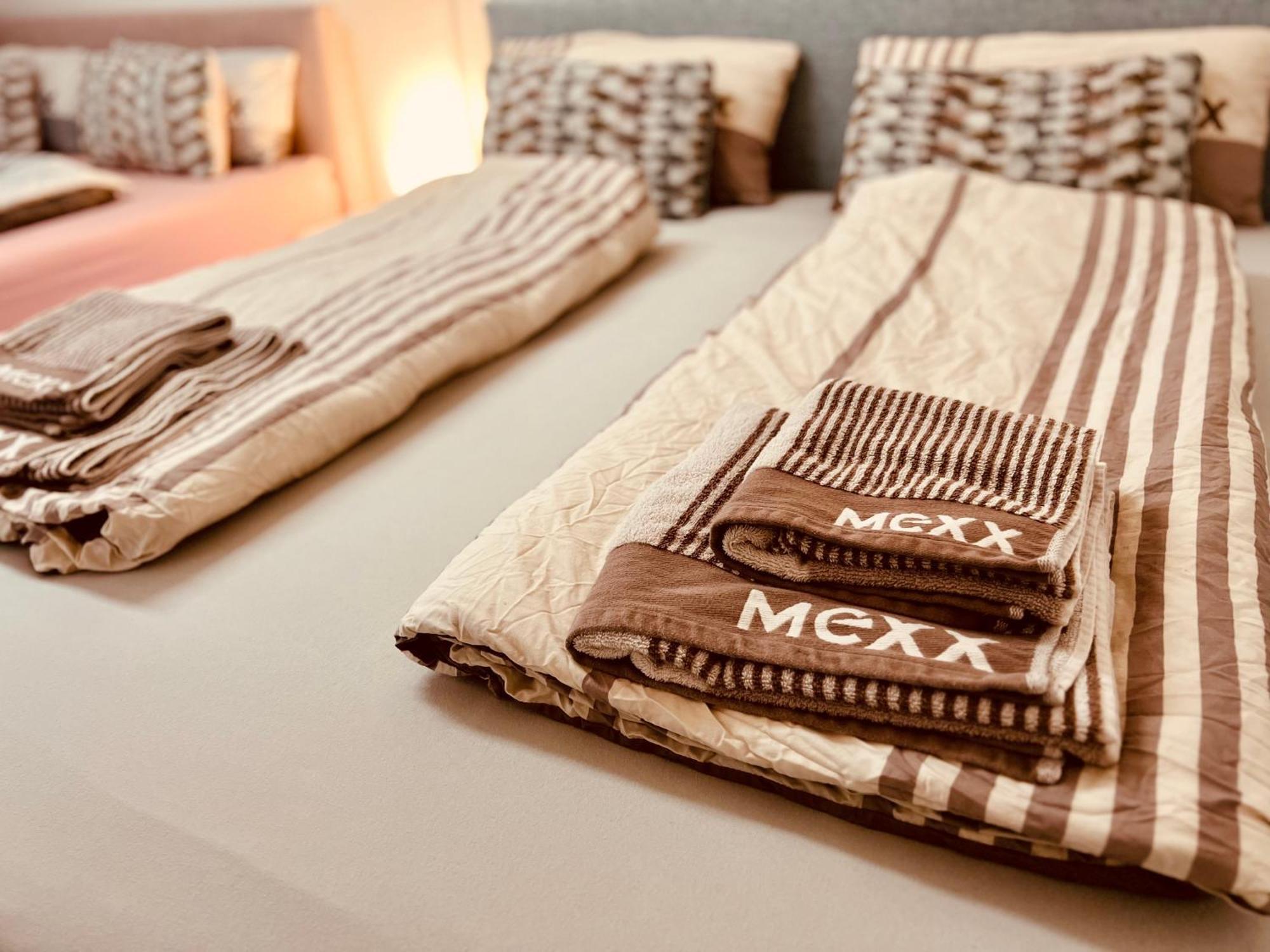 Appartement Cologne Luxe Living: Opulent Elegance Unleashed Extérieur photo